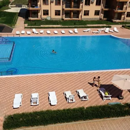 Hotel de apartamente К-С Нестинарка Студио Грейси Țarevo