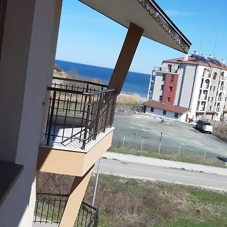 К-С Нестинарка Студио Грейси Hotel de apartamente